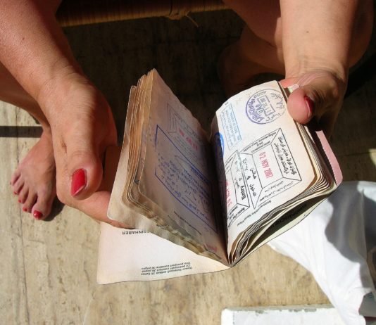 Ausweispapiere: Die Zeit für die Erneuerung des Personalausweises oder Reisepasses hat sich in einigen Städten verdoppelt