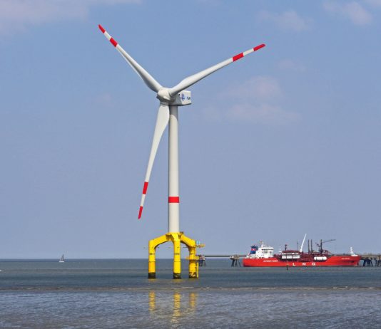 Caen: Installation von Windkraftanlagen löst Proteste aus