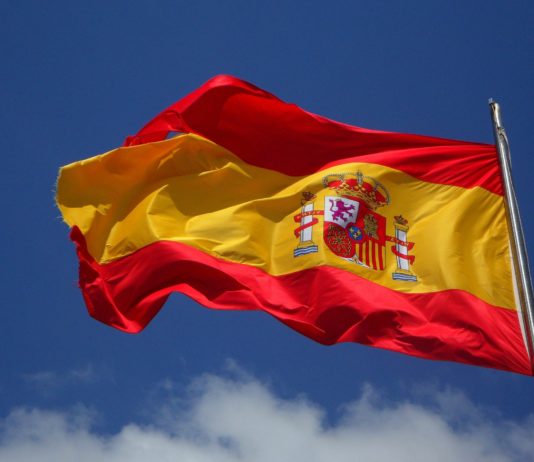 Von Frankreich nach Spanien: Was muss man für eine Reise beachten?