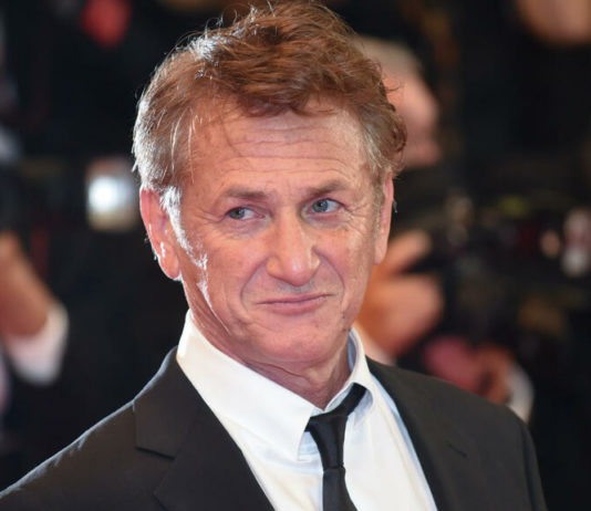 Sean Penn, Catherine Deneuve, Vanessa Paradis auf dem roten Teppich in Cannes