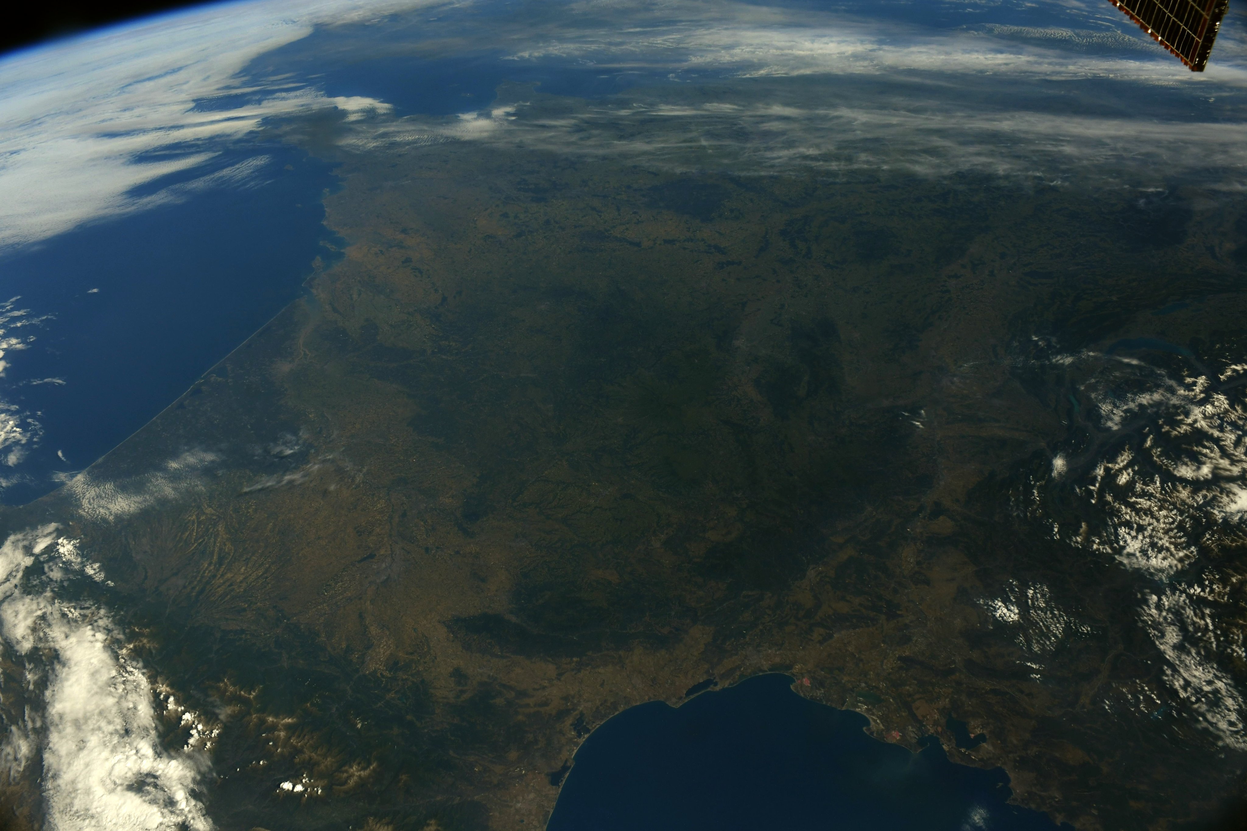 14. Juli: Thomas Pesquet schickt Fotos von Frankreich aus der ISS