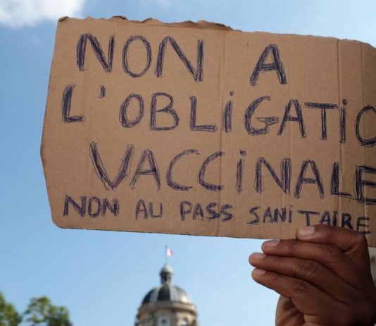 Erneut demonstrierten tausende Gesundheitspass-Gegner in Frankreich