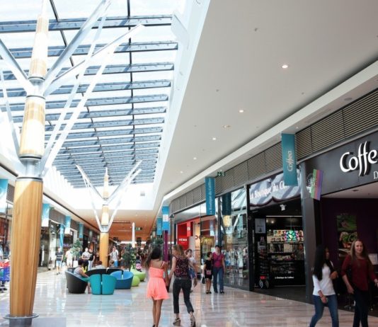 Seine-et-Marne: Zwei Personen bei Messerstecherei im Einkaufszentrum schwer verletzt