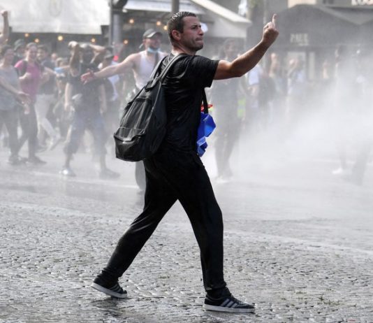 Demonstrationen gegen das Gesundheitspass: 161.000 Demonstranten in ganz Frankreich