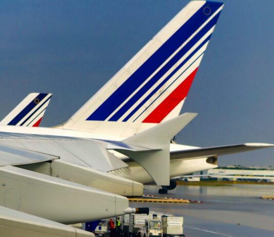 Pariser Flughäfen: Normaler Verkehr trotz Streiks der Mitarbeiter Flughafen_Roissy_Air-France