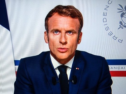 Die Rede von Emmanuel Macron: Wurden die Ankündigungen des Staatschefs aus Versehen verraten?