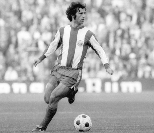 Fußball: Gerd Müller, Stürmerlegende von Bayern München und der deutschen Nationalmannschaft, ist im Alter von 75 Jahren gestorben