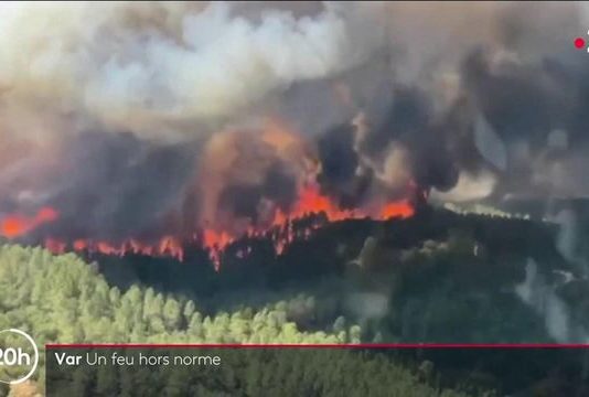 Var: Einer der größten Brände der letzten 20 Jahre