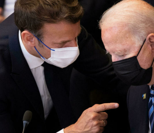 Emmanuel Macron trifft am Freitag in Rom zum ersten Mal seit der australischen U-Boot-Krise mit Joe Biden zusammen