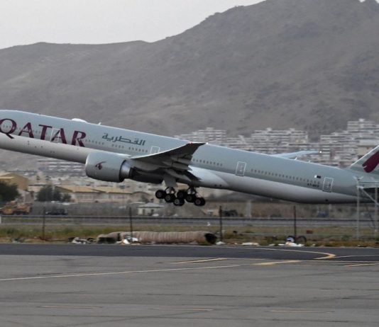 Afghanistan: 49 französische Staatsangehörige und ihre Familien an Bord eines Fluges Kabul / Doha