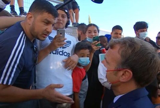 Emmanuel Macron in den nördlichen Problem-Stadtteilen von Marseille