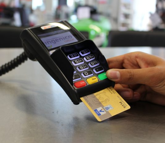 Restaurants: Trinkgelder per Kreditkarte sind ab 2022 steuerfrei