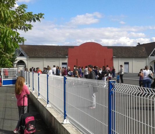 Gironde: 7-jähriges Kind wird wegen unbezahlter Rechnungen aus der Schulkantine ausgeschlossen und von der Polizei nach Hause gebracht