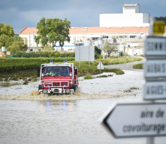Überschwemmungen im Gard: Feuerwehrleute retten über 100 Menschen unter extremen Bedingungen