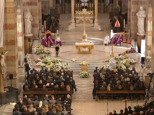 Beerdigung von Bernard Tapie in Marseille