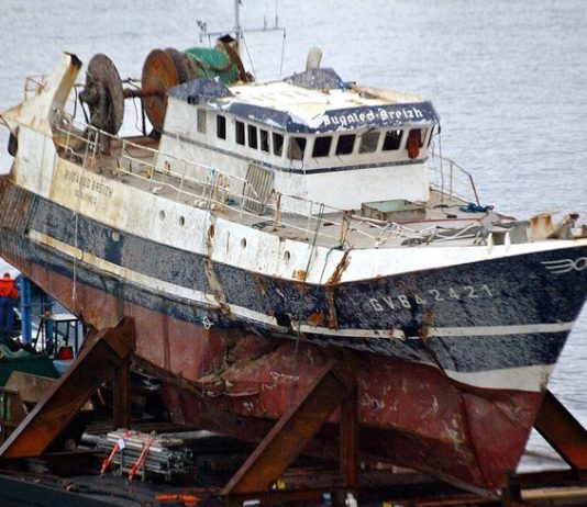 Britische Justiz wird ihre Schlussfolgerungen zum Untergang der „Bugaled Breizh“ bekannt geben