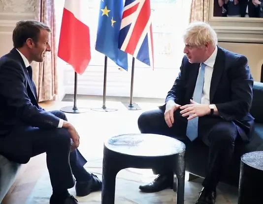 Fischereilizenzen: Emmanuel Macron und Boris Johnson versprechen „Deeskalation“