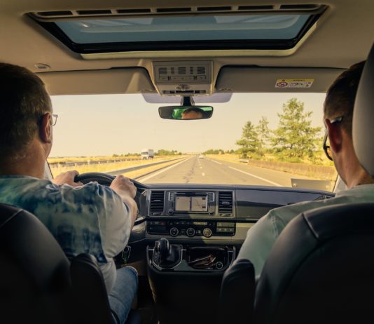 Steigende Kraftstoffpreise: Anfragen nach Mitfahrgelegenheiten auf BlablaCar explodieren Fahrgemeinschaft_Mitfahrgelegenheit