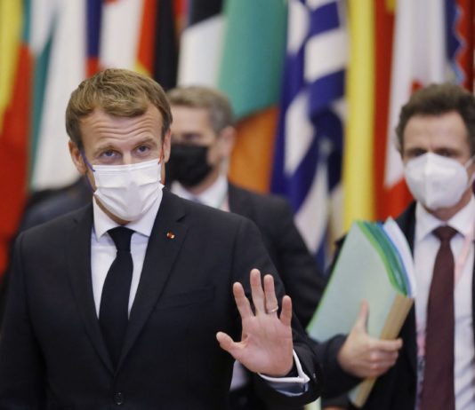 Emmanuel Macron: Kraftstoff- und Energiepreise werden weiter steigen