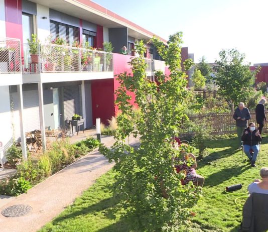 In Clermont-Ferrand macht ein Generationen-Dorf die Menschen glücklich