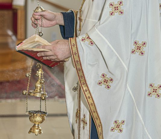 Nizza: Erneut Ermittlungen gegen einen Priester wegen sexueller Übergriffe auf Minderjährige