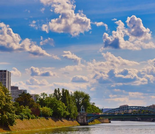 Hunderte von französischen Flüssen sind mit Reinigungsmitteln und Insektiziden belastet