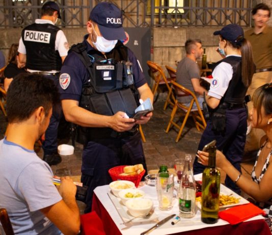 Ardèche: Polizeibeamte in Alarmbereitschaft angesichts von Covid-19