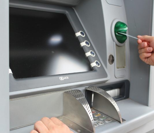 Geldautomaten in Tabakwarengeschäften: Ein zusätzlicher Service für die Kunden