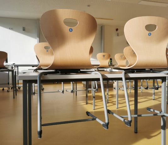 Schule: Immer mehr Klassen aufgrund von Covid-19-Fällen geschlossen