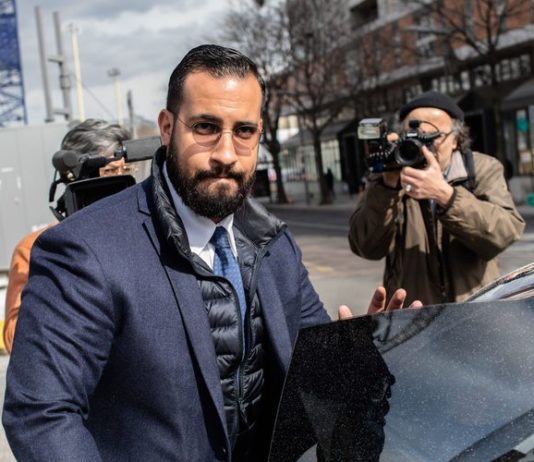 Ehemaliger Bodyguard von Macron: Alexandre Benalla zu drei Jahren Haft verurteilt