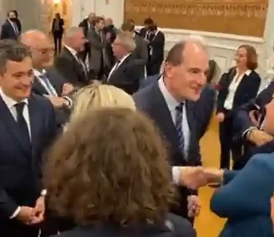 Covid-19: „Wir sind alle Menschen“ … Attal verteidigt die Nichtbeachtung der Barrieregesten durch Castex und Darmanin