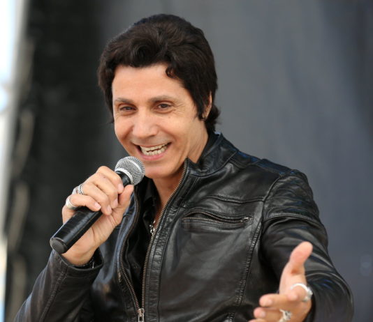 Gericht lehnt Antrag auf Freilassung des Sängers Jean-Luc Lahaye ab