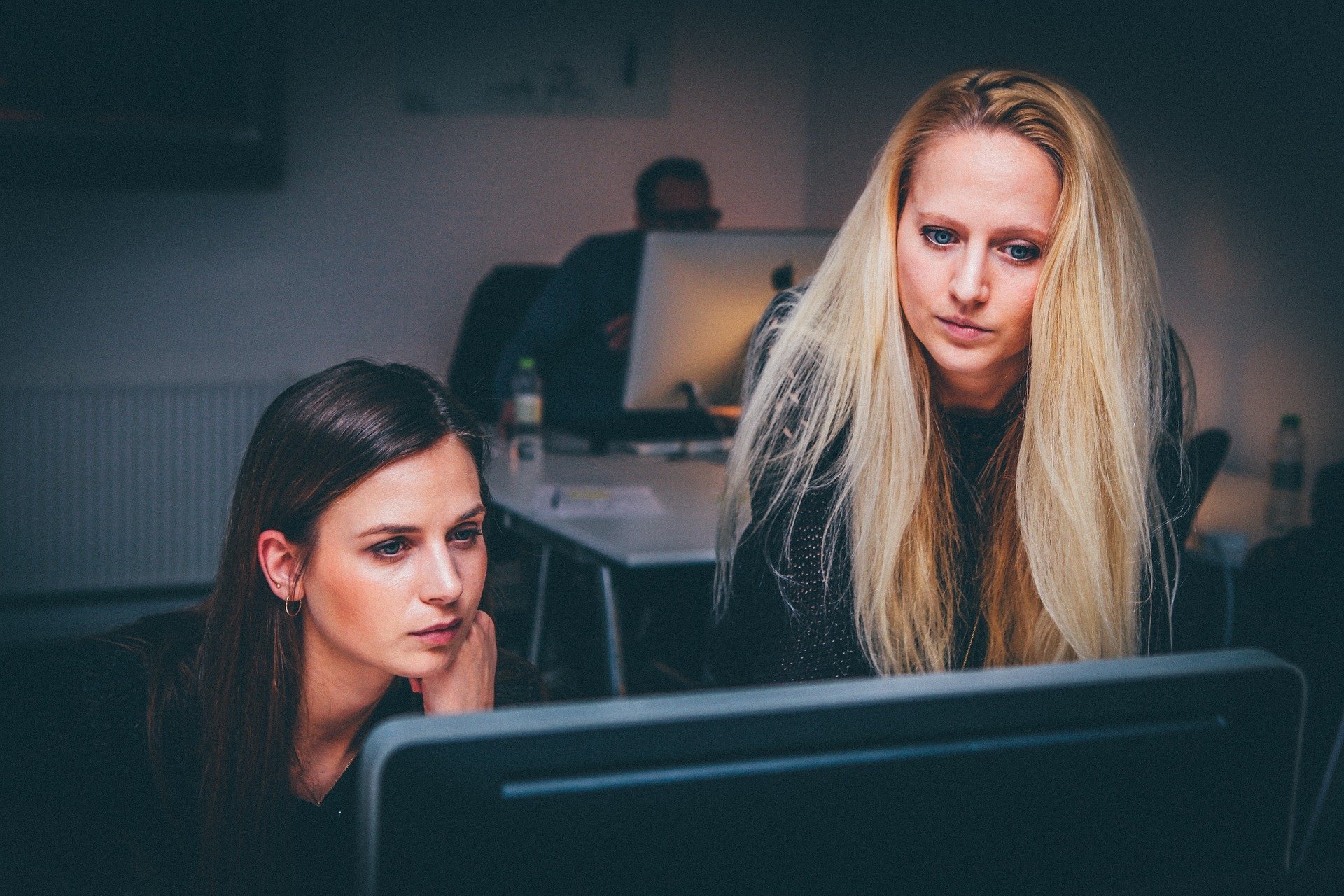Gleichstellung in Frankreich: Frauen arbeiten ab Mittwoch "umsonst"