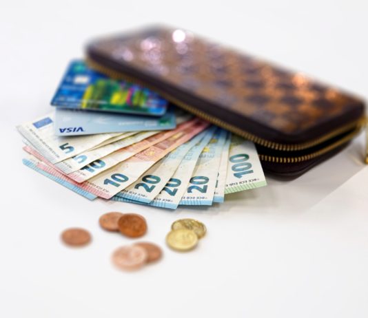 Kaufkraft: Mindestlohn wird wegen der hohen Inflation am 1. Mai automatisch angehoben Mindestlohn