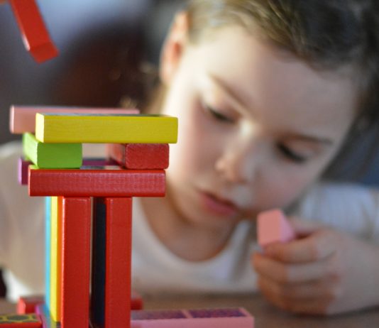 Geschenke: Warum nicht mal Spielzeug „made in France“ unter den Weihnachtsbaum legen?