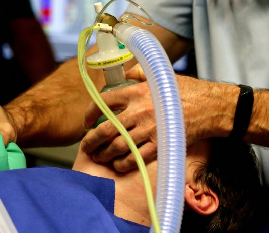 Covid-19: Eine Prämie von hundert Euro für KrankenpflegerInnen auf Intensivstationen