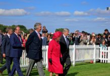 Covid-19: Königin Elizabeth II. sagt traditionelles Weihnachtsessen wegen Omikron-Variante ab