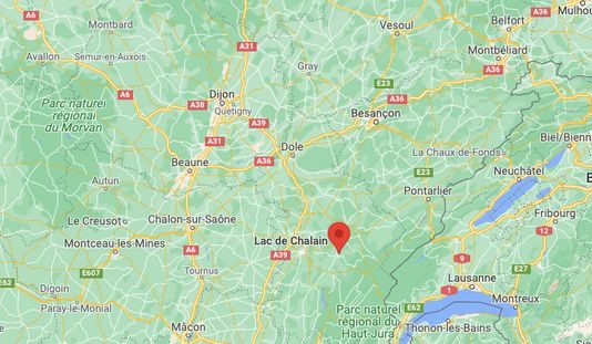 Jura: Auto stürzt in einen See – vier Schüler tot