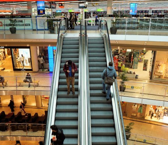 Covid-19: Der Impfpass könnte auch in Einkaufszentren und Kaufhäusern verlangt werden