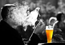 Covid-19: Rauch kann das Virus 8 Meter weit tragen Rauchen_Terrasse_Illustration