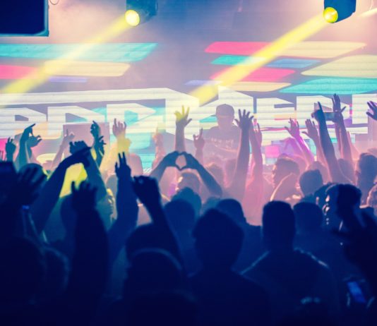 Sich für einen Impfpass freiwillig mit Covid-19 anzustecken ist eine sehr schlechte Idee