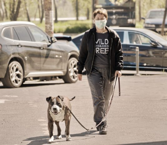 Covid-19: Die Maske im Freien ist wieder da