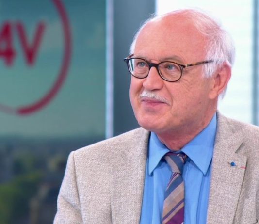 Covid-19: „12.000 unrechtmäßige Todesfälle“ – Abgeordneter beklagt hohe Sterblichkeit in privaten Pflegeheimen