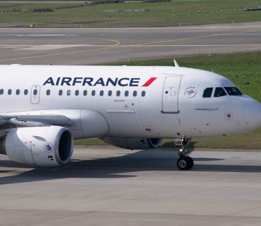 Ukraine-Krise: Air France streicht ihre für Dienstag geplanten Flüge zwischen Paris und Kiew Flugzeug_Air-France_Airbus