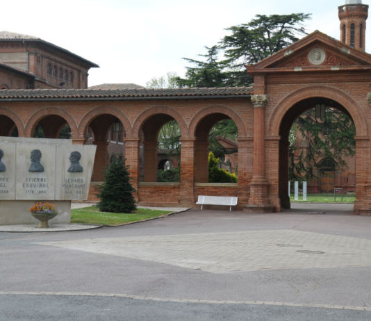 Toulouse: Fünf gefährliche Psychopaten innerhalb von zehn Tagen aus der Psychiatrie geflohen