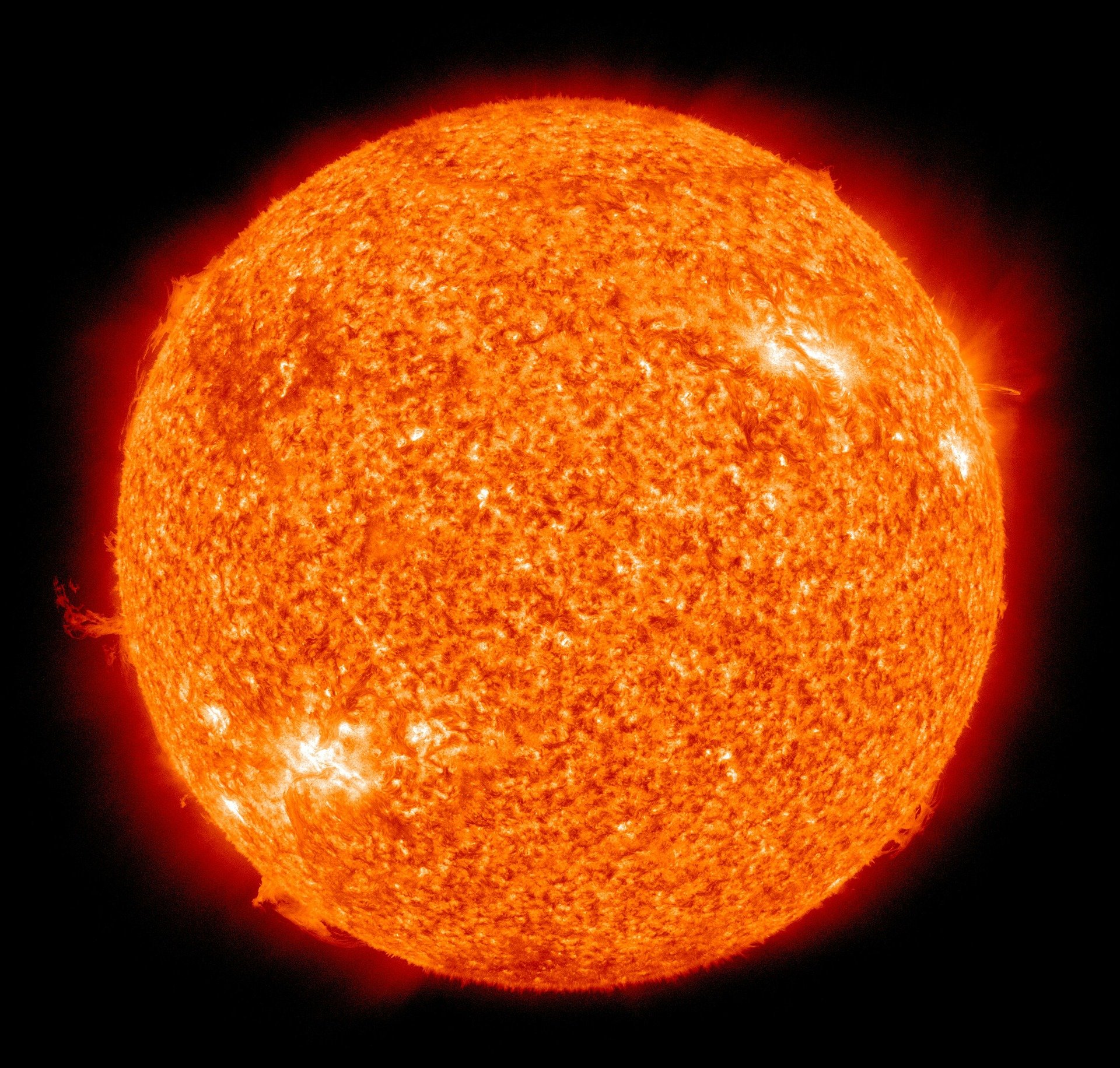 Ein "Sonnensturm" wird am Mittwoch auf die Erde zu rasen