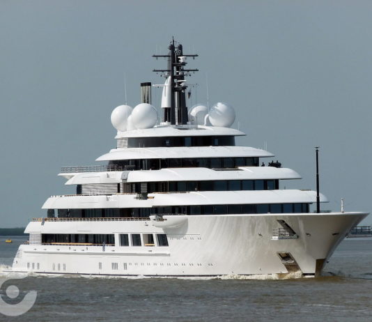 Gehört diese mysteriöse Megayacht Wladimir Putin?