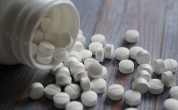 Wenn das Medikament zur Gewohnheit wird: Frankreichs stille Abhängigkeit von Anxiolytika Tabletten_Illustration