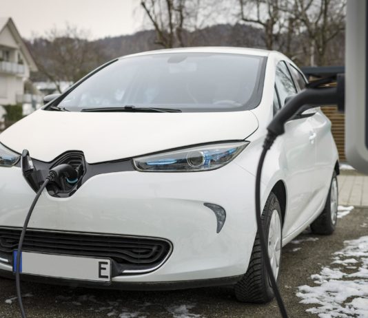 Hersteller bieten Abonnements für Autos an Elektroauto