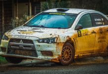 Ardèche: Fahrer und Beifahrer sterben bei Autorallye